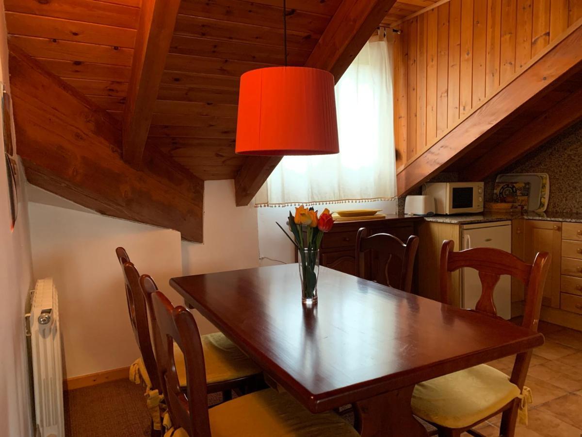 Appartement Bpirineos-Estos à Benasque Extérieur photo
